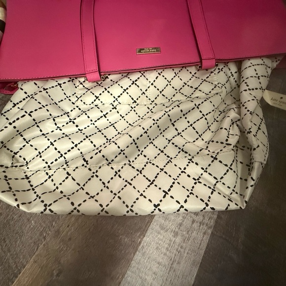 👜 Kate Spade New York Saffiano Leather Tote – Hot Pink 💖 - Picture 12 of 14